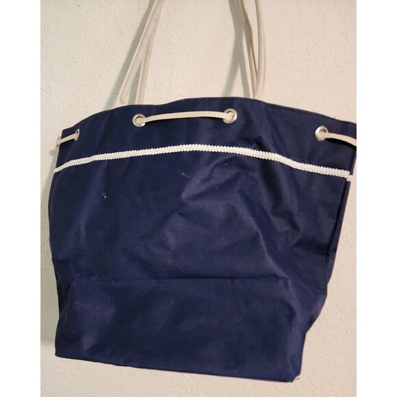 CANVAS TOTE-CAYMAN ISLANDS-BLUE IGUANA-Embroidered-Dark Blue-Beach Bag - Picture 5 of 16